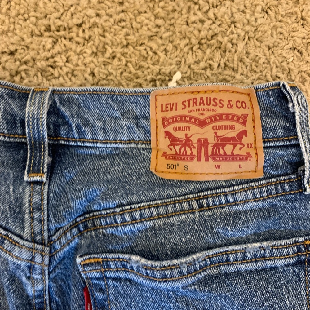 Levi 501 W25 L28